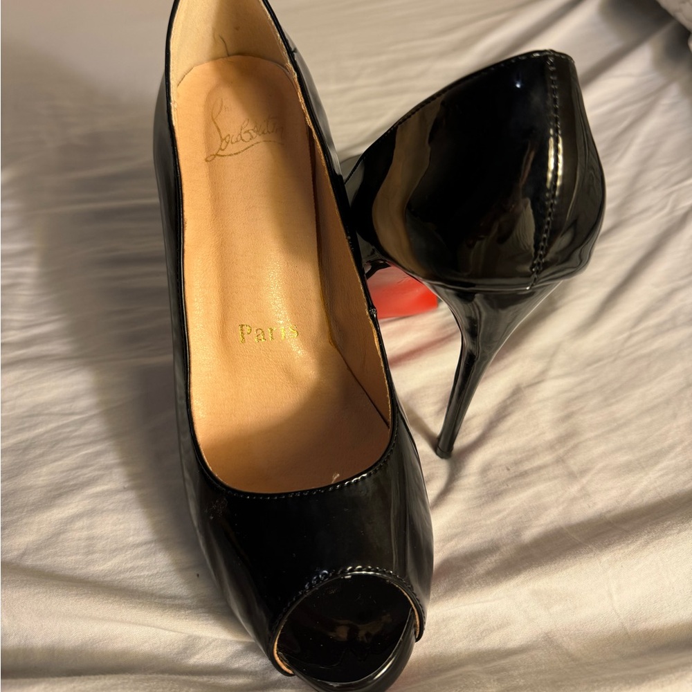 Very privé Louboutin heels